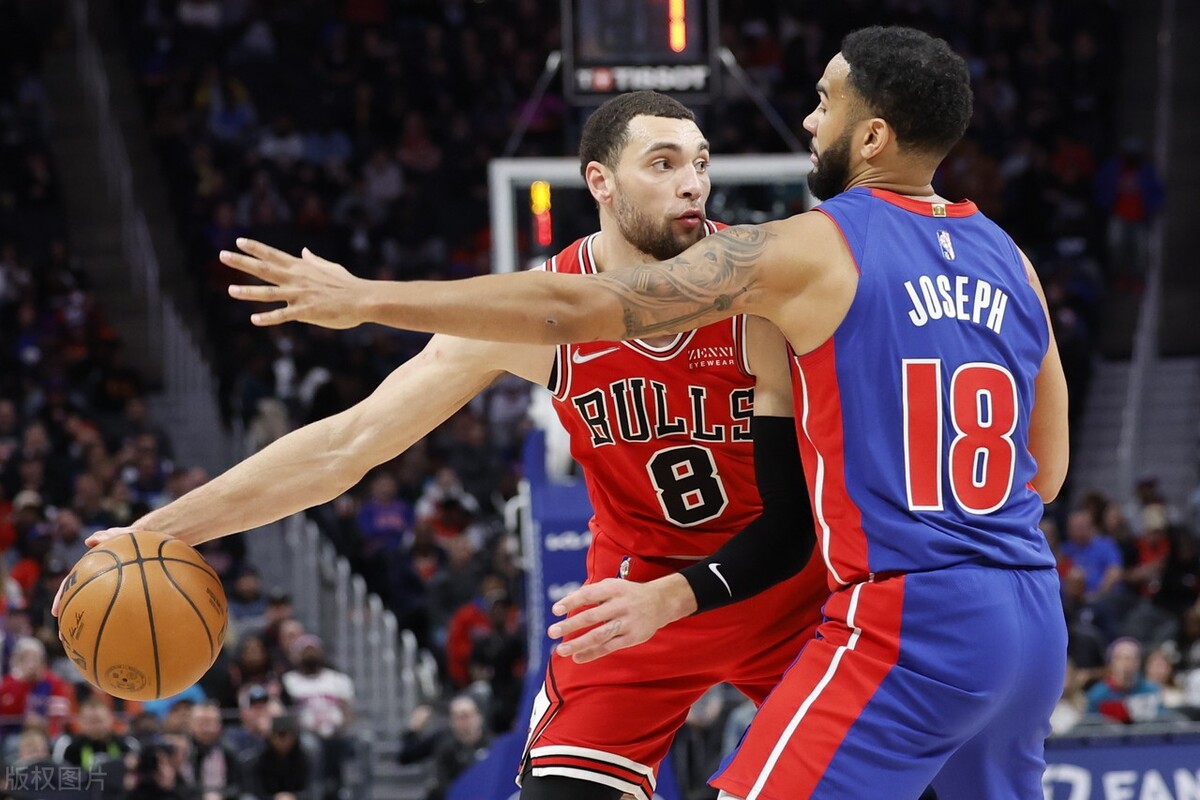 包含凯尔特人翻盘黄蜂，保罗完成帽子戏法的词条