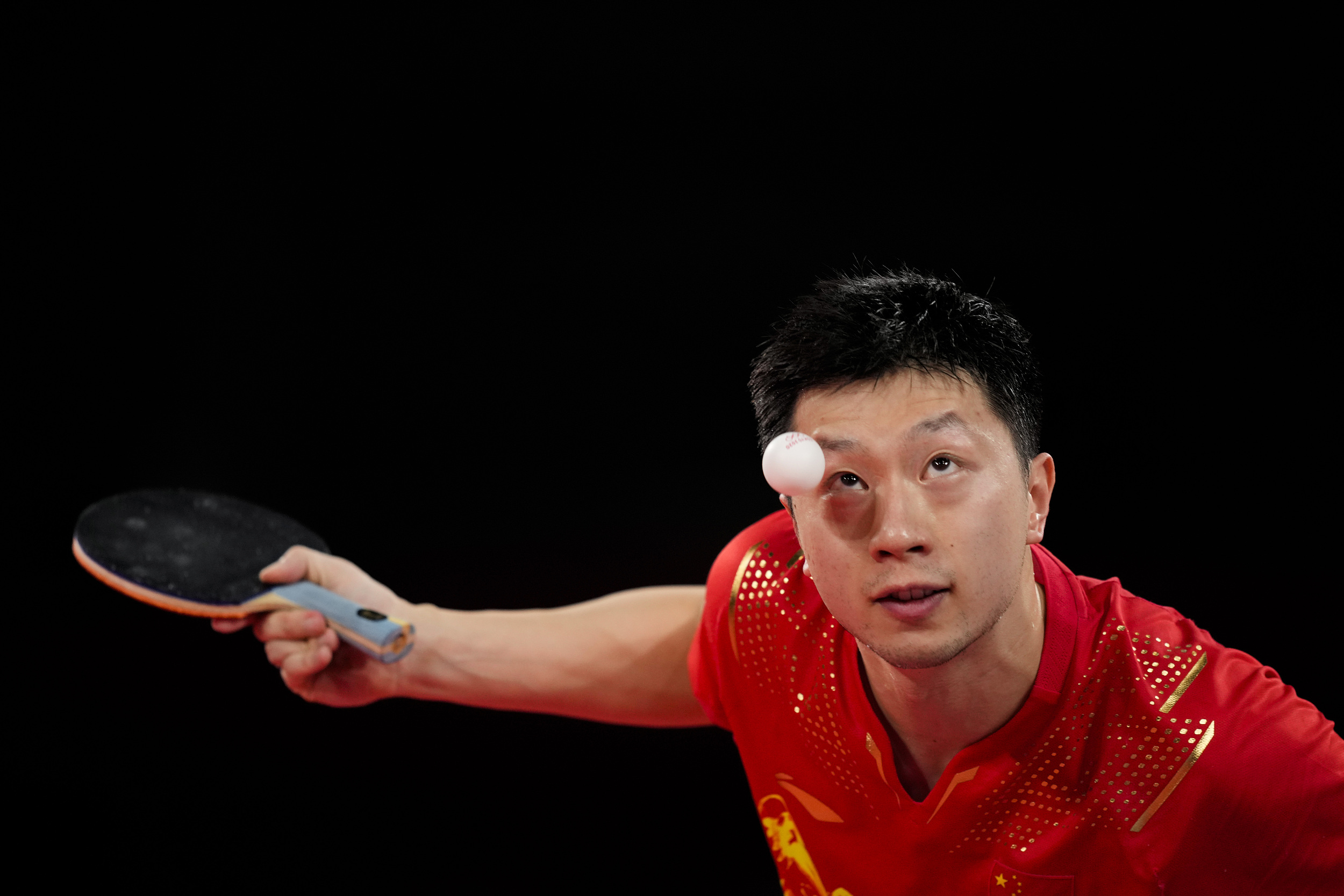 中国乒乓球队险胜比利时乒乓球队，奥恰洛夫惊艳世界的简单介绍