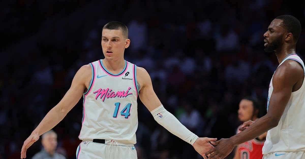 包含热火险胜南韩男篮，威斯布鲁克统治全场的词条