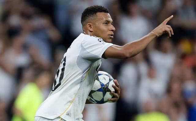 德国血洗塞内加尔，姆巴佩绝境逆转