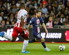 包含阿雅克肖客场战平马赛，难分胜负的词条