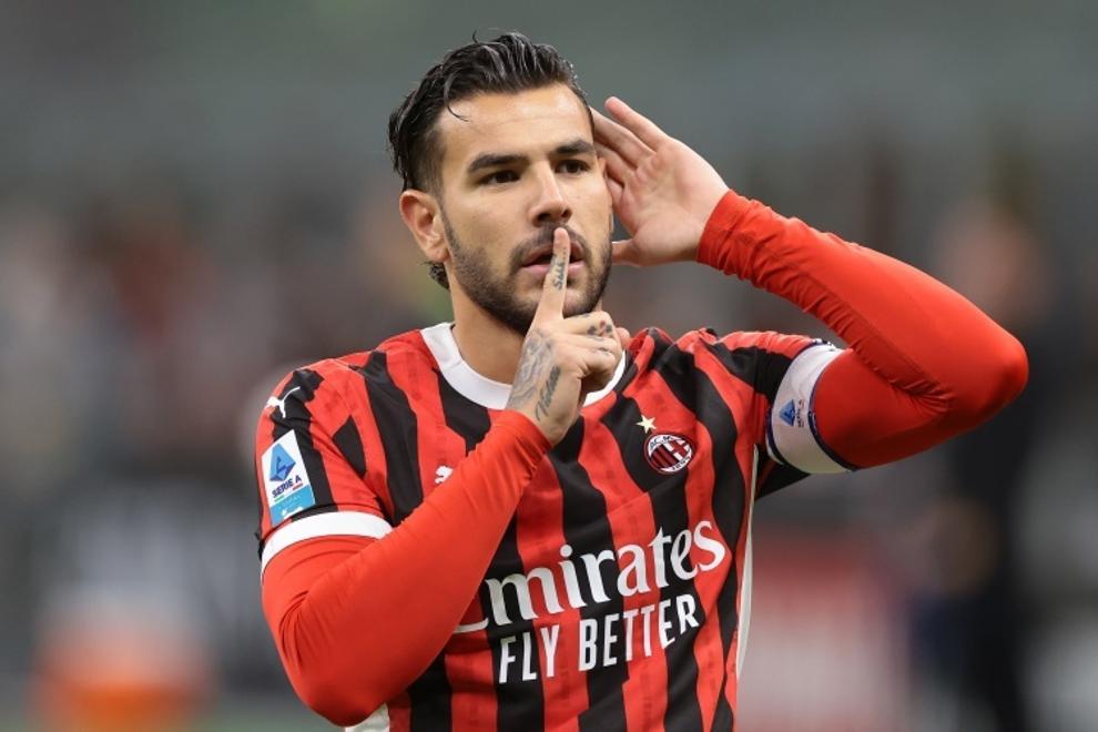 包含意甲球队签下美国球员作为新援的词条