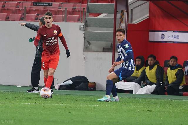 上港战胜鲁能，奥斯卡梅开二度帮助球队继续保持不败的简单介绍