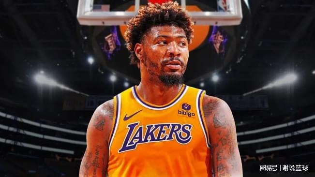 湖人队后卫技惊四座，球员身手敏捷的简单介绍