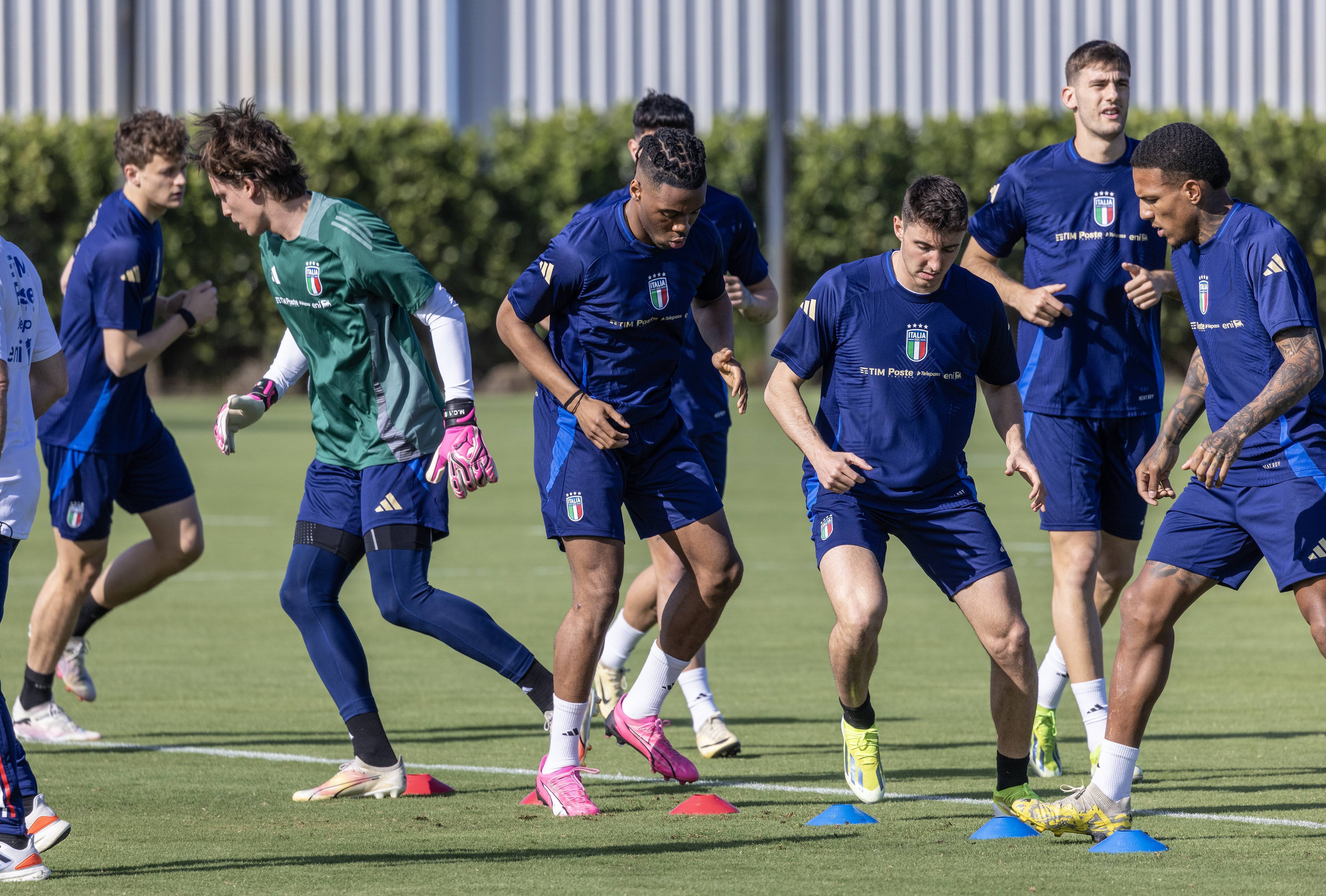 意大利迎战比利时,引发球迷热议的简单介绍 意大利迎战比利时,引发球迷热议的简单介绍