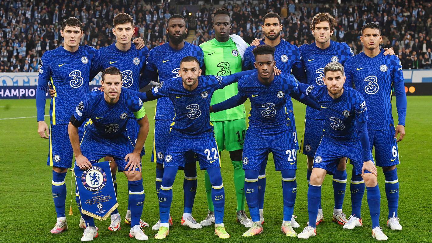 切尔西顶曼城底热刺，登陆积分榜前列之巅的简单介绍