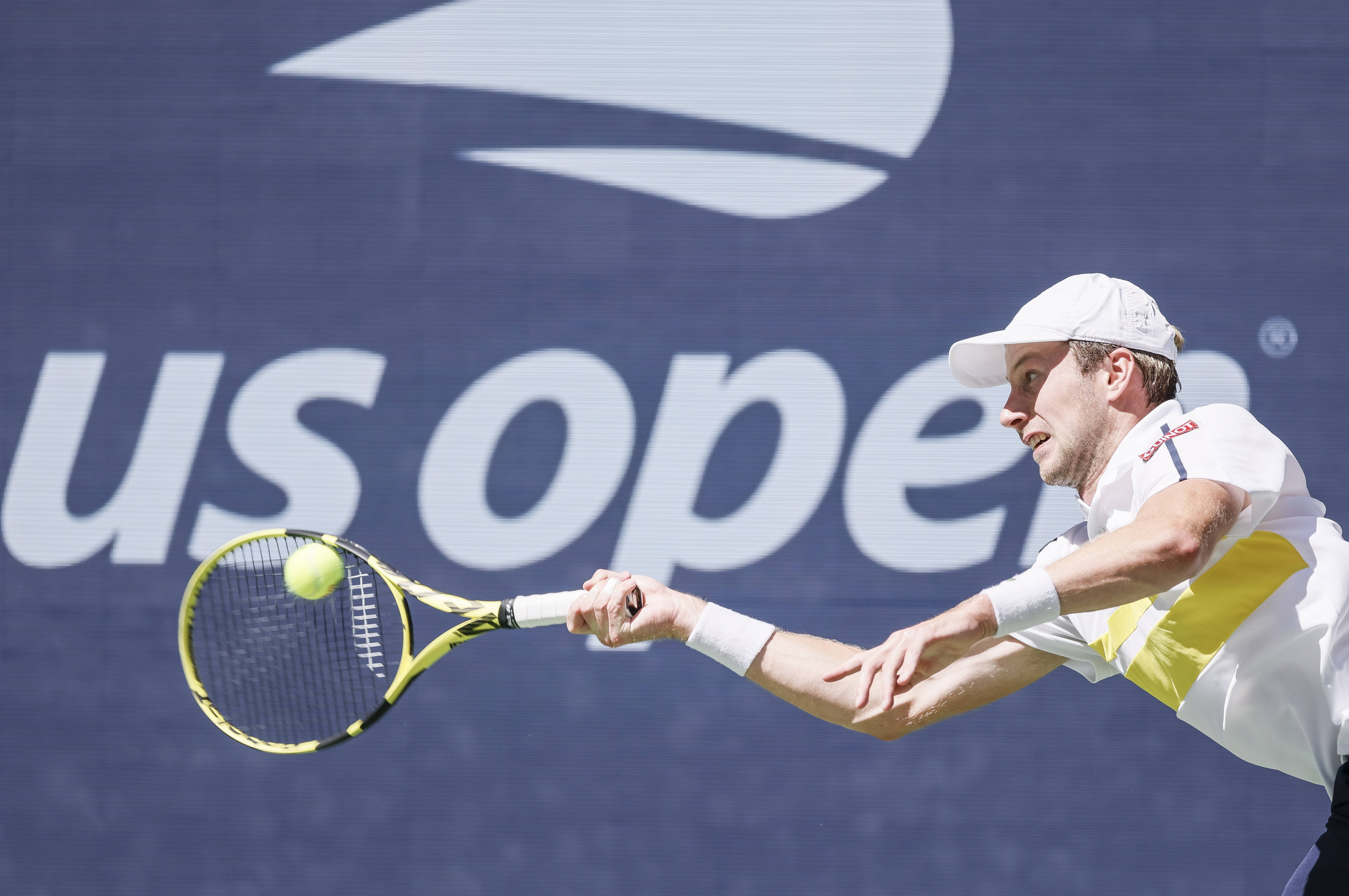 美国网球队血洗世界网球队，梅德韦杰夫爆发神勇的简单介绍